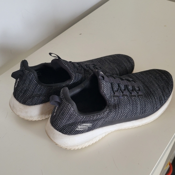 Gray Sketchers Shoes (8.5) - Picture 2 of 5